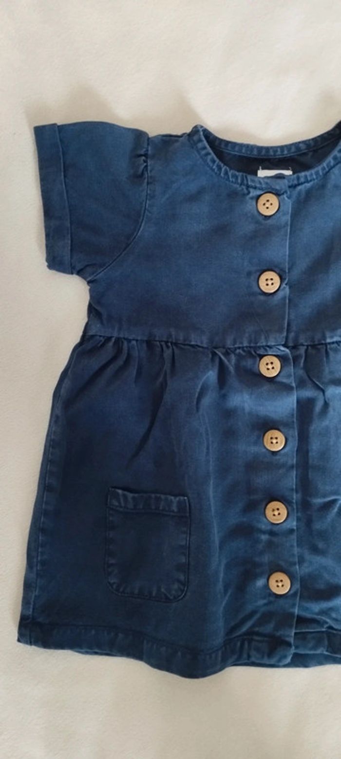 Robe bleue - 6 mois - photo numéro 2