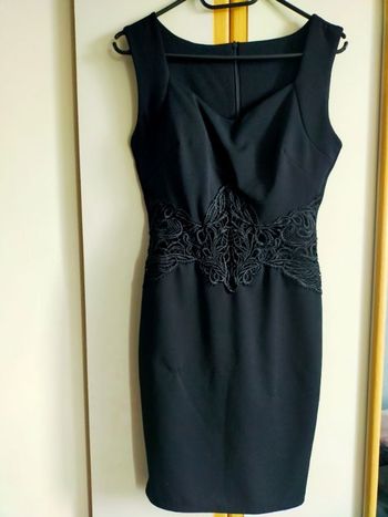 Robe classe noir