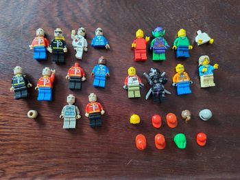 Lot de personnages Lego