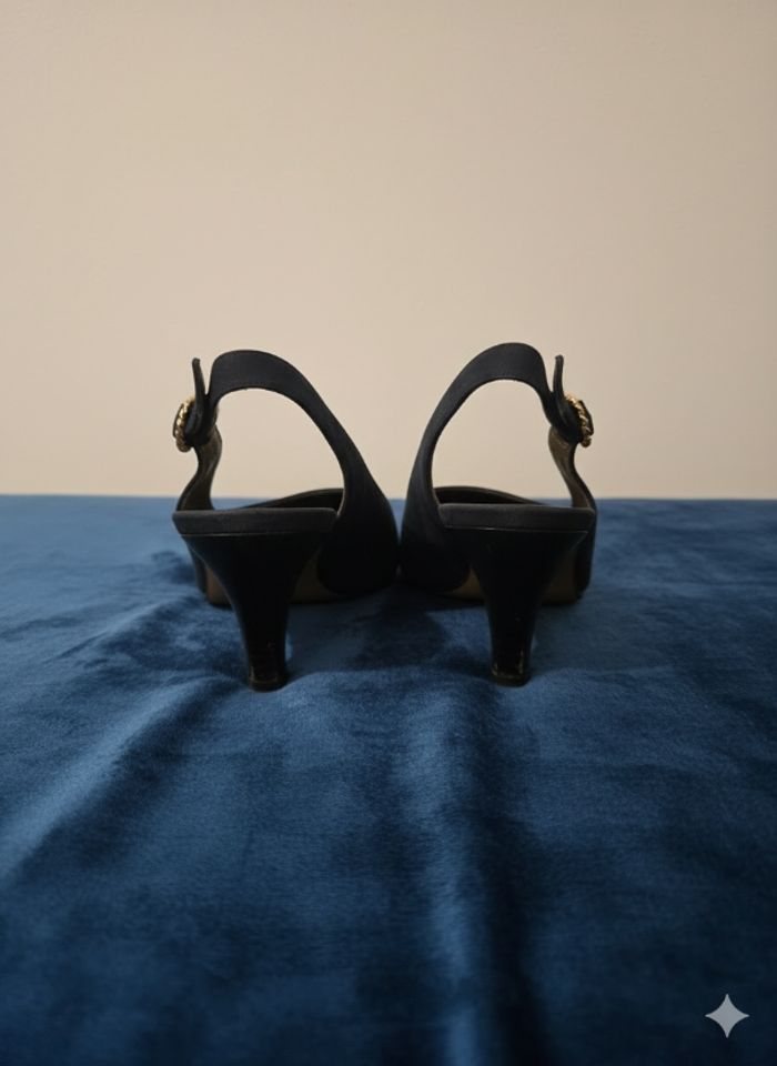 Escarpins Slingback Yves Saint Laurent Vintage en Daim Bleu Marine - T. 37.5 - photo numéro 3