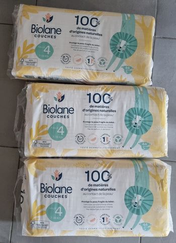 Lot de 3 paquets de couches Biolane taille 4