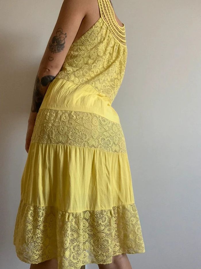 Robe jaune fluide dentelle taille s 36 - photo numéro 2