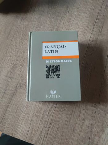 Dictionnaire français/Latin