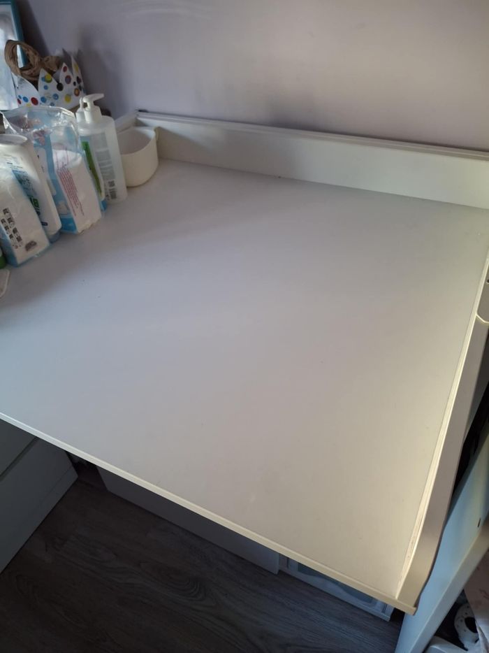 Table à langer avec rangements (commode) très bon état - photo numéro 4