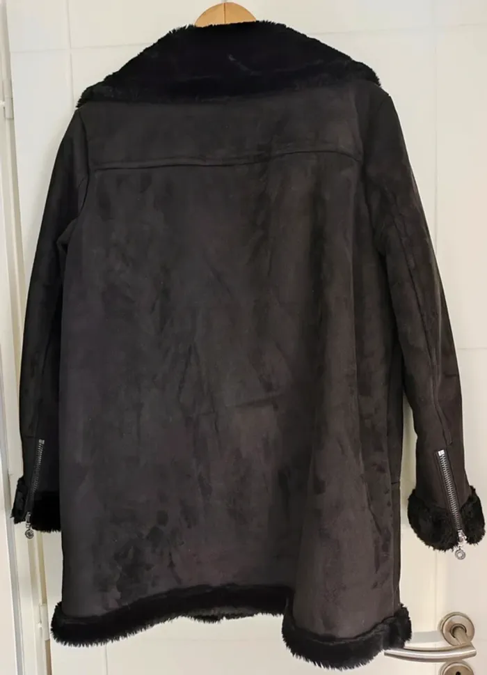 Manteau fausse fourrure - photo numéro 2