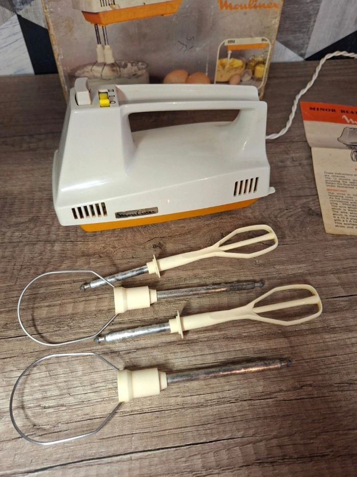 Batteur électrique Moulinex Minor 2 (Super Minor 2) Vintage Complet avec boîte d'origine - photo numéro 3