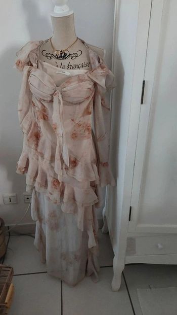 Robe voilage taille 1 (XS)
Montllalla