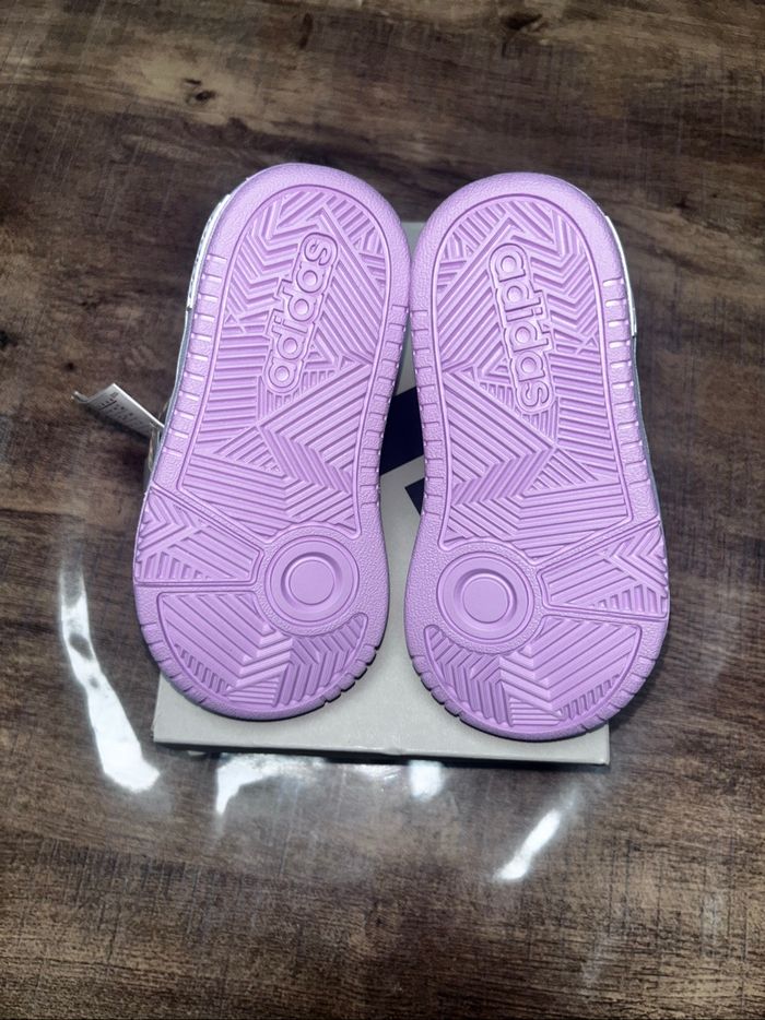 Baskets adidas neuf - photo numéro 5