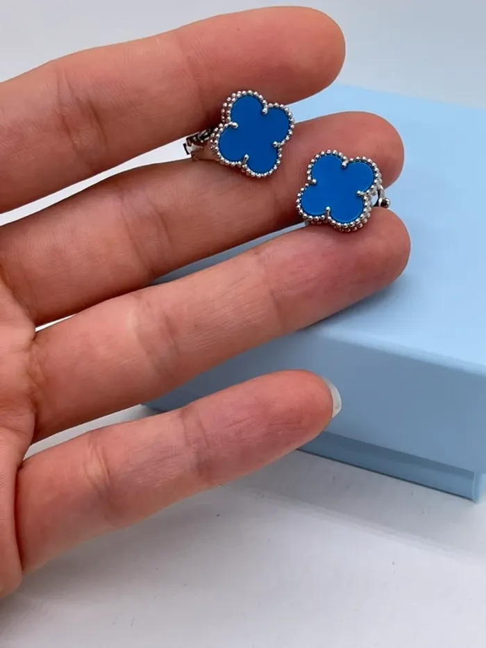 Boucles d’oreilles trèfles bleues à clips - photo numéro 16