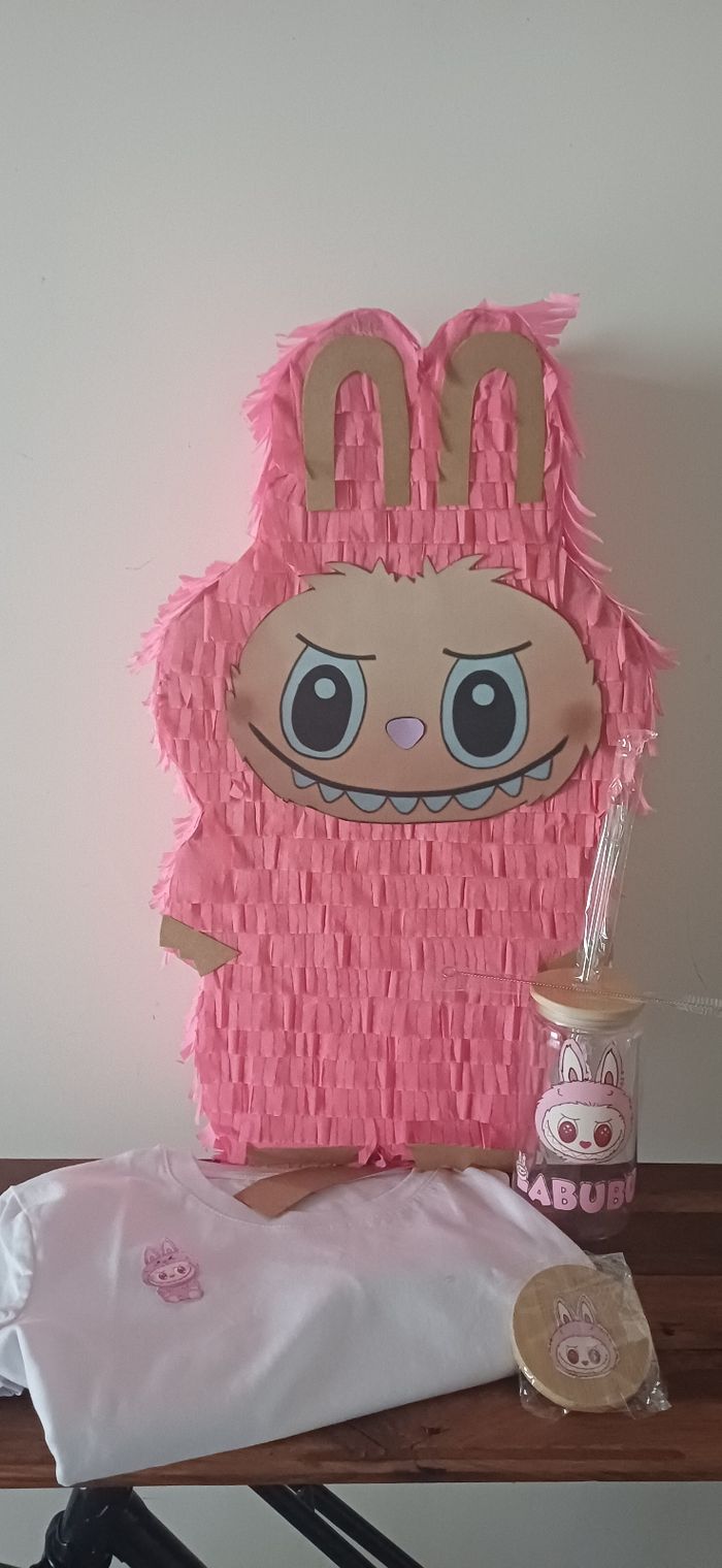 Pinatas enfants XL Labubu anniversaire sa