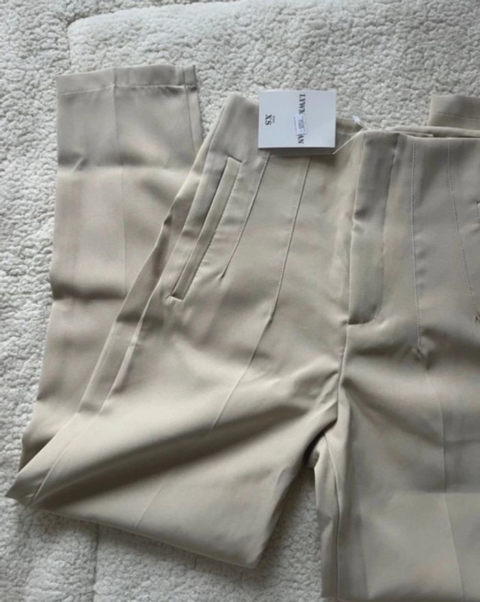 Pantalon beige - photo numéro 2
