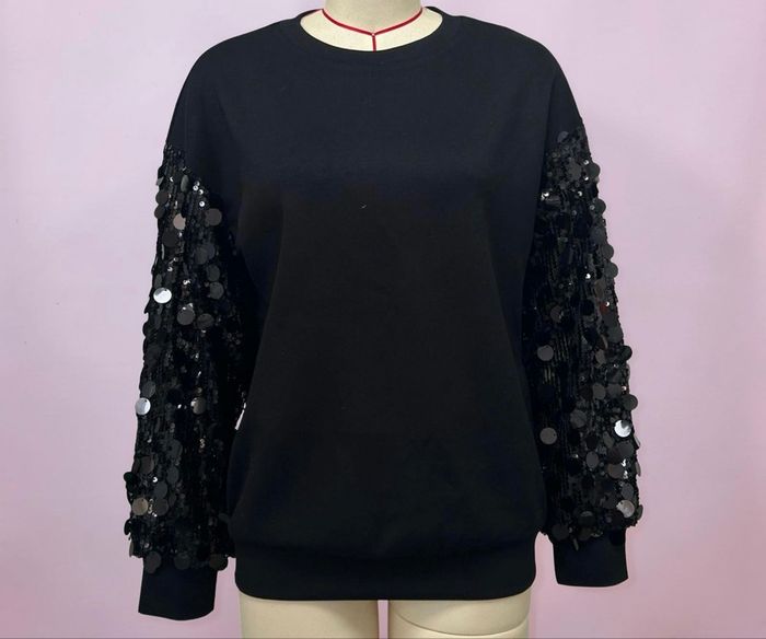 Pull noir manches à sequin - photo numéro 2