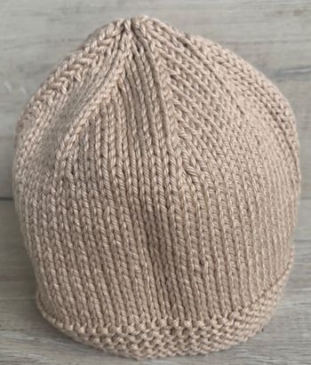 Bonnet au tricot 0-3 mois
