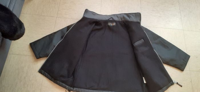 Veste  8ans - photo numéro 3