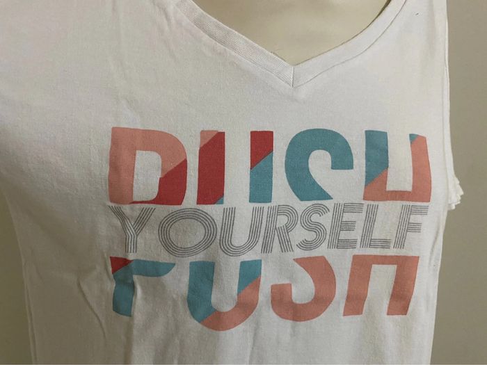 T shirt TQF 🌸 taille L - photo numéro 2