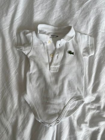 Body polo Lacoste Neuf 6 mois