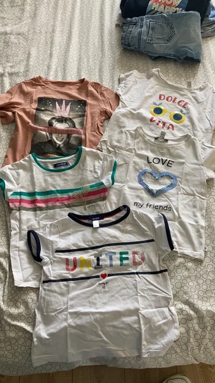 Lot tee-shirts