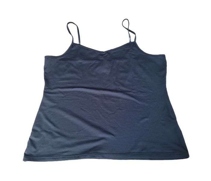 Top noir fines bretelles taille 46 / 48
