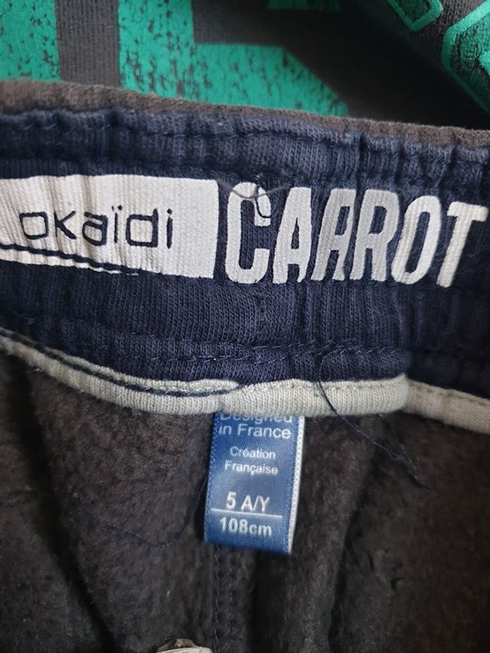 Jogging complet Okaidi 5 ans gris et vert bien porté - photo numéro 3