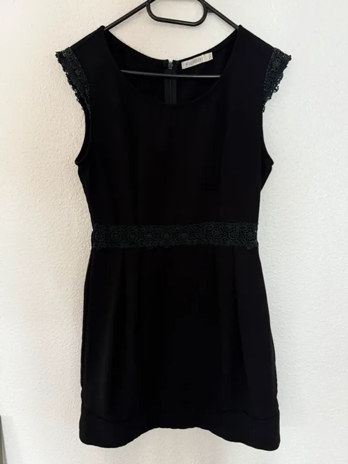 Robe noire