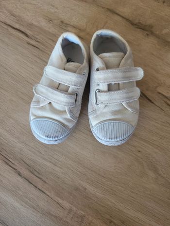 Baskets à scratch taille 23