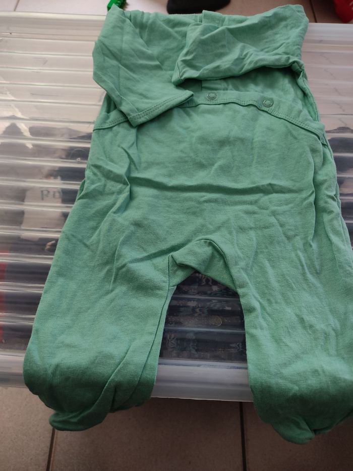 Pyjama fin 3 mois - photo numéro 4