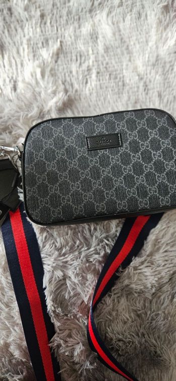 Sacoche Gucci neuf