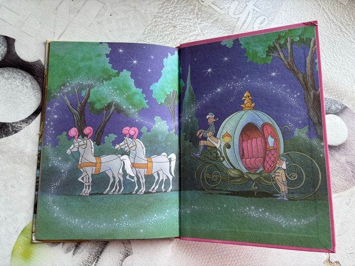 Livre Disney - photo numéro 4