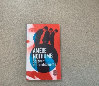 Livre  stupeur et tremblement 