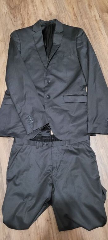 Ensemble de costume pantalon et veste