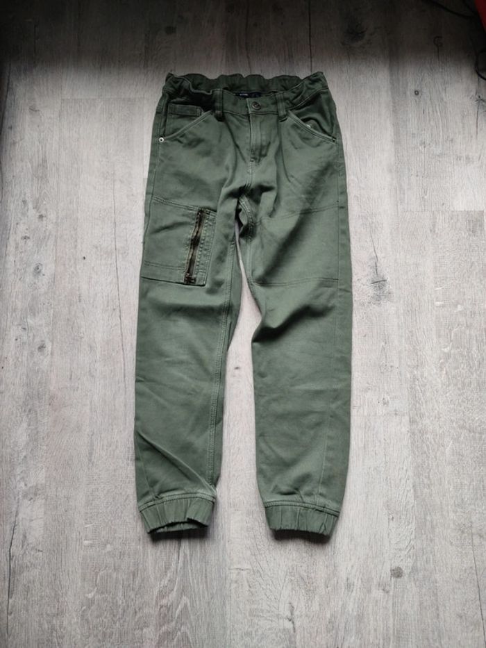 Pantalon kiabi 10 ans vert kaki 😍