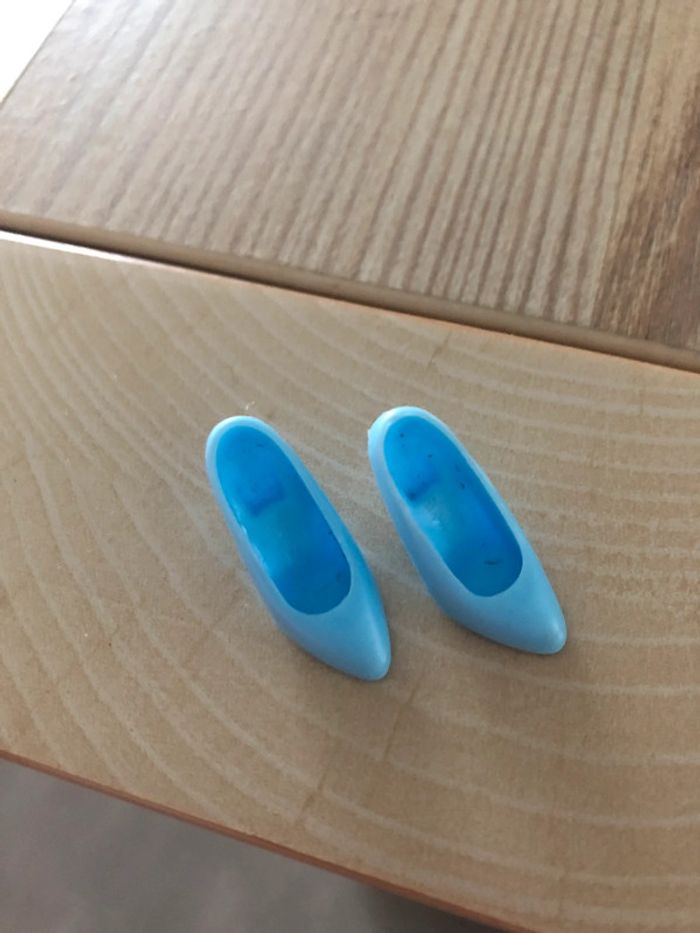 Paire d’escarpins talons bleu barbie femme - photo numéro 3