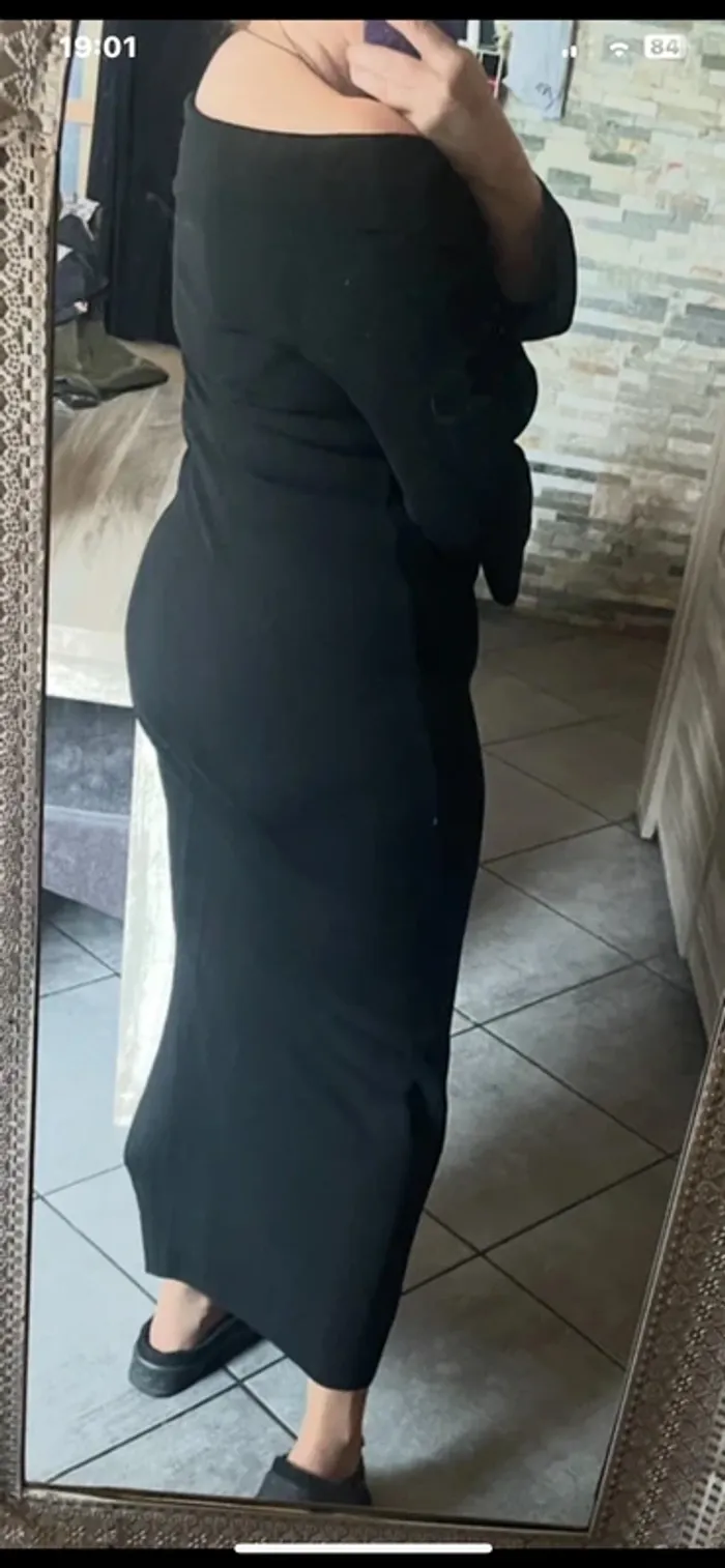 Robe épaule découverte longue noire taille 42 très confortable - photo numéro 3