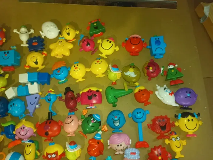 Lot de 80 figurines Mr et Madame McDo - photo numéro 4