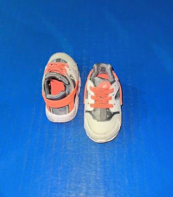 Nike huarache taille 21