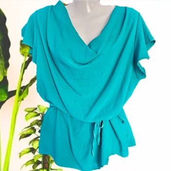 Sublime blouse col drapé dos dentelle 