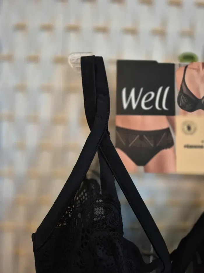 💕joli Soutien-gorge sans armatures femme 95E Well Allure - Noir - Neuf💕 - photo numéro 5