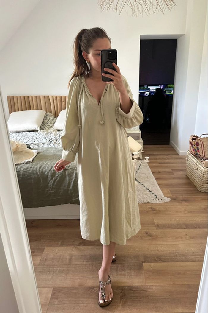 Robe oversize H&M vert sauge 🥝 - photo numéro 3