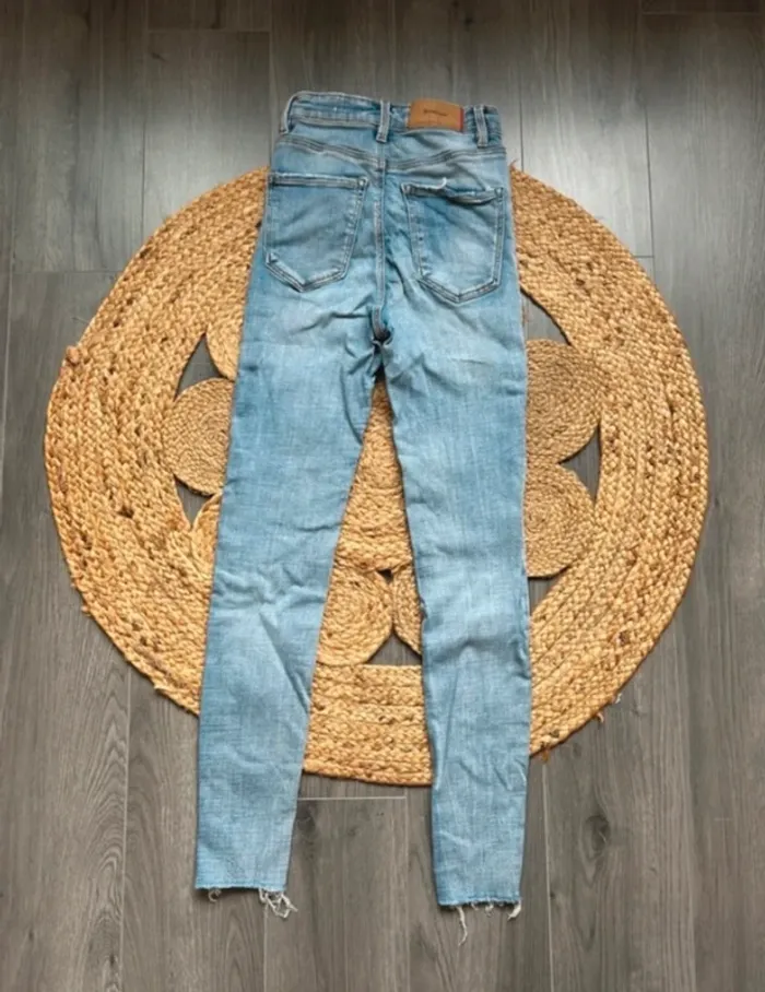 Jean Stradivarius taille 32 - photo numéro 2