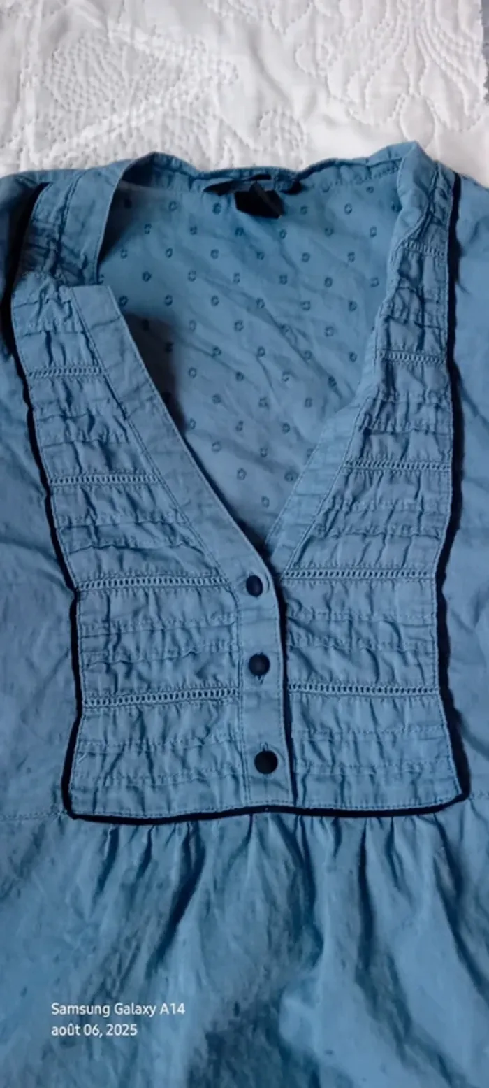 Blouse manches courtes col V avec boutons et broderies bleu femme 36 h&m - photo numéro 11