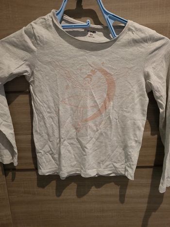 T-shirt manches longues gris, taille 8 ans