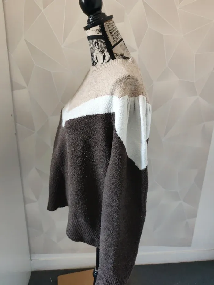 Pull col rond - photo numéro 2