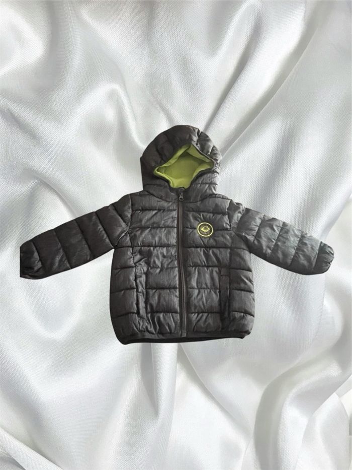 Manteau garçon noir et vert 6 12 mois