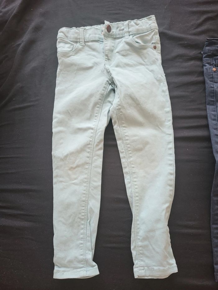 3 pantalons 4 ans - photo numéro 4