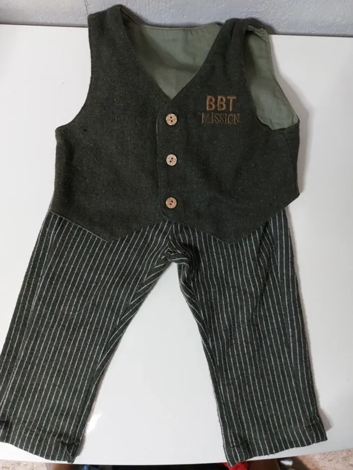 Ensemble gilet vert foncé " bebetto "