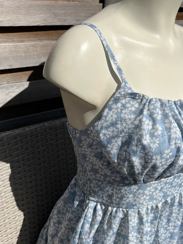 Robe courte - photo numéro 3