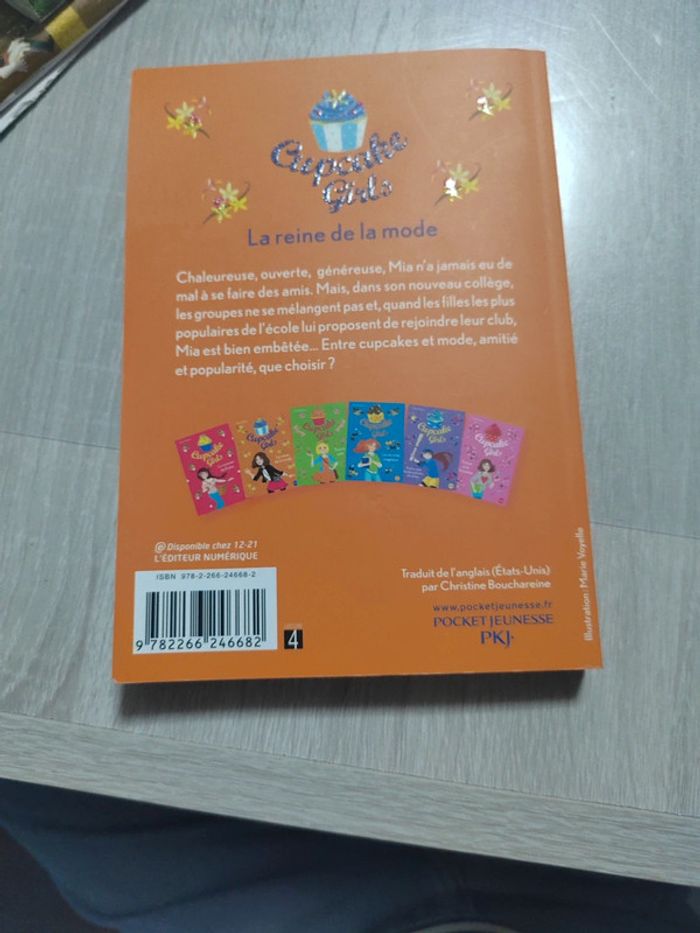 Livre cupcake girls - photo numéro 2