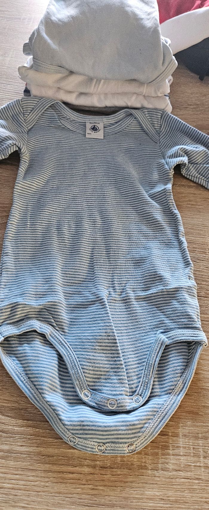 Lot de 9 bodies manches longues garçon 18 mois - photo numéro 5