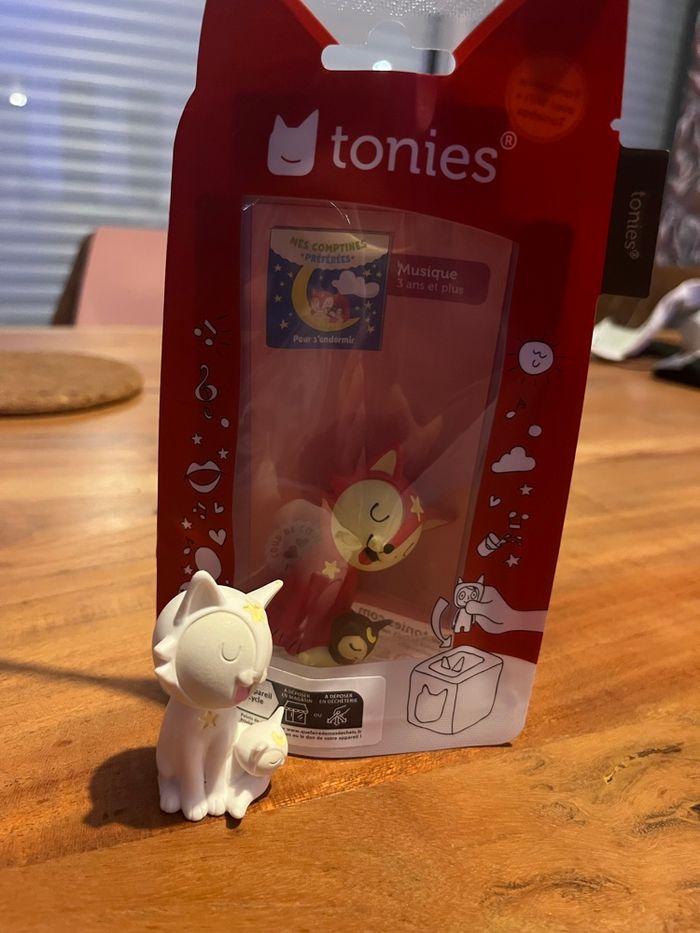 Lot 2 figurines renard tonies