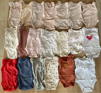 Lot de 20 bodies